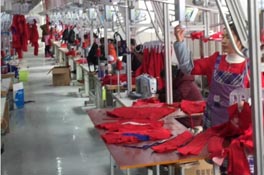 上海工作服生產(chǎn)廠家的氬弧焊防護(hù)服的面料洗滌注意事項！