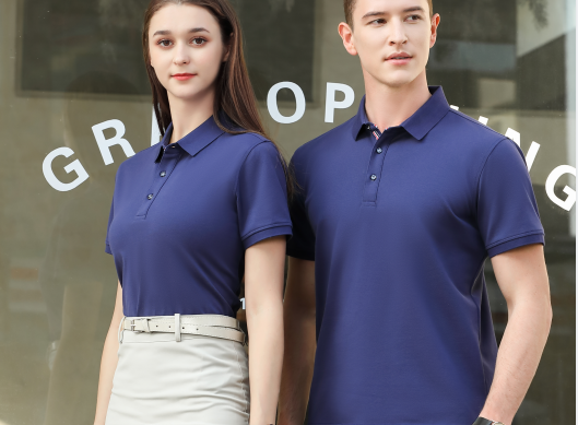 公司團(tuán)體定制POLO衫細(xì)節(jié)，POLO衫定制和翻領(lǐng)T恤定制有什么區(qū)別？